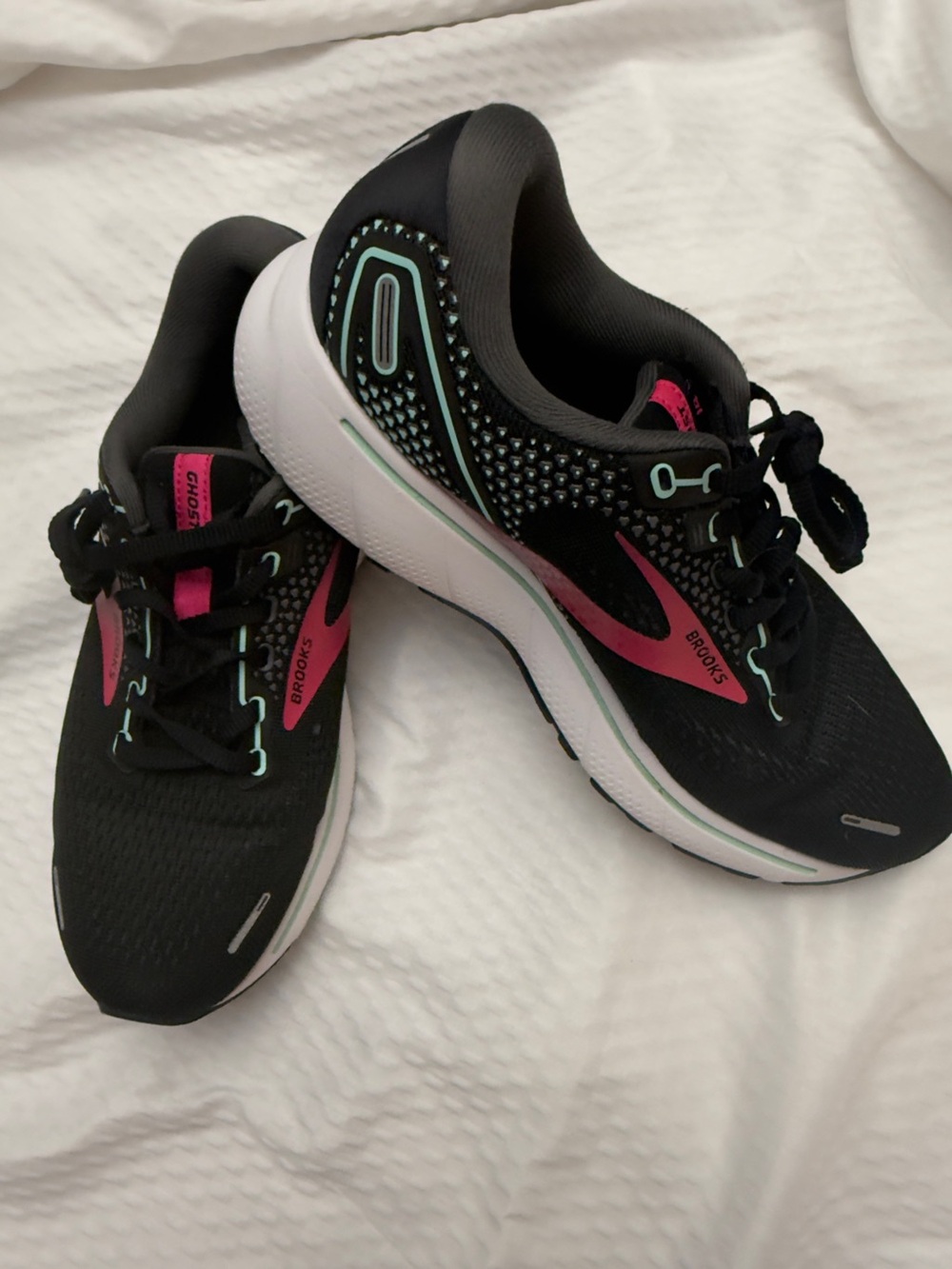 Brooks Women's Running Shoes - Black with Pink and Teal Accents